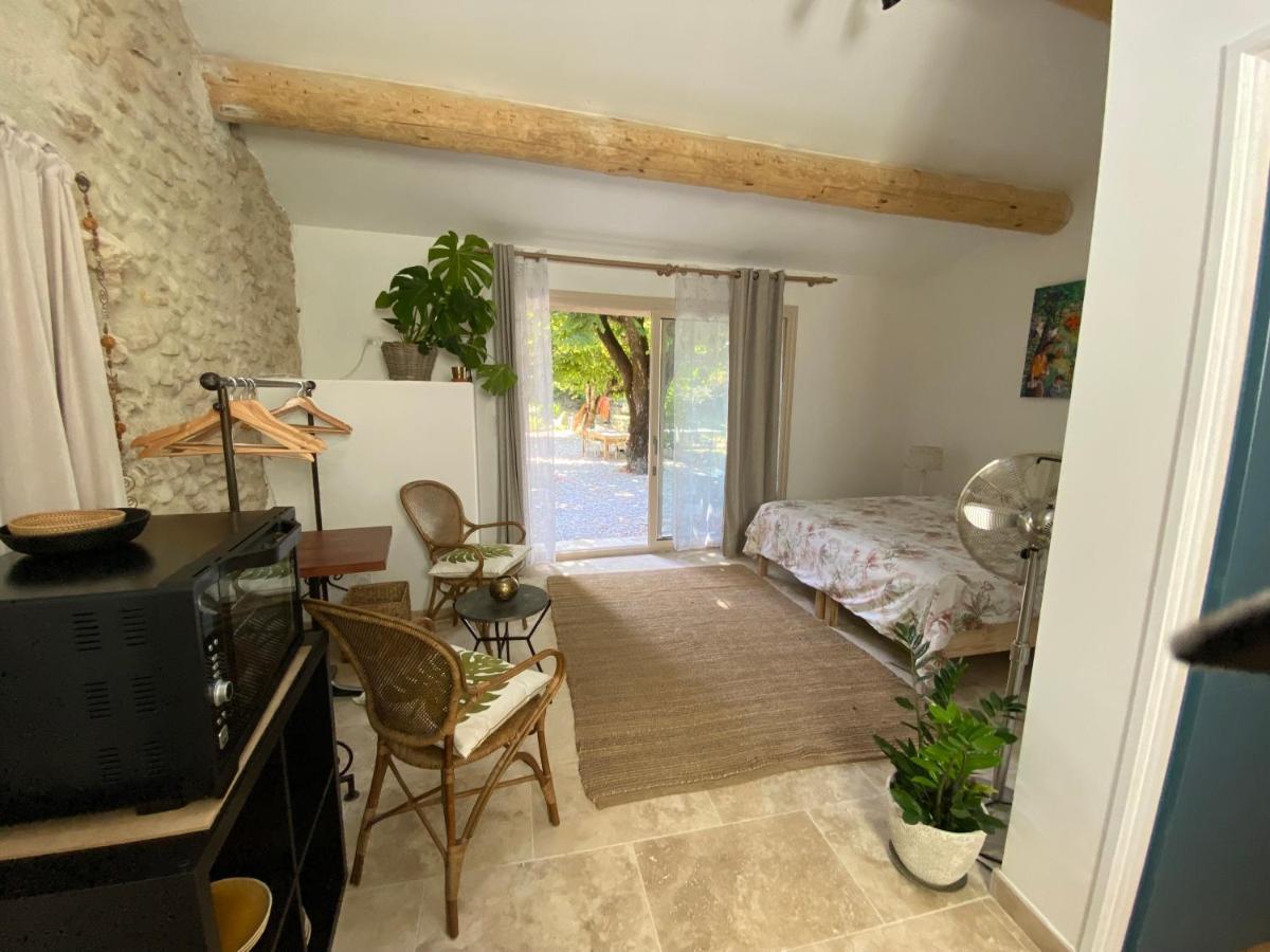 Otarkia Hotel Villedieu  Екстериор снимка