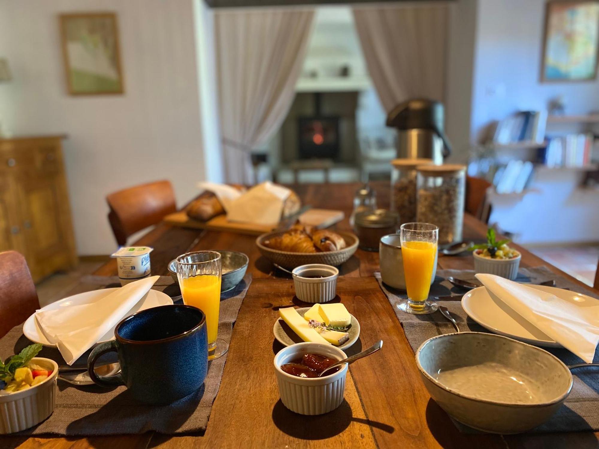 Otarkia Hotel Villedieu  Екстериор снимка